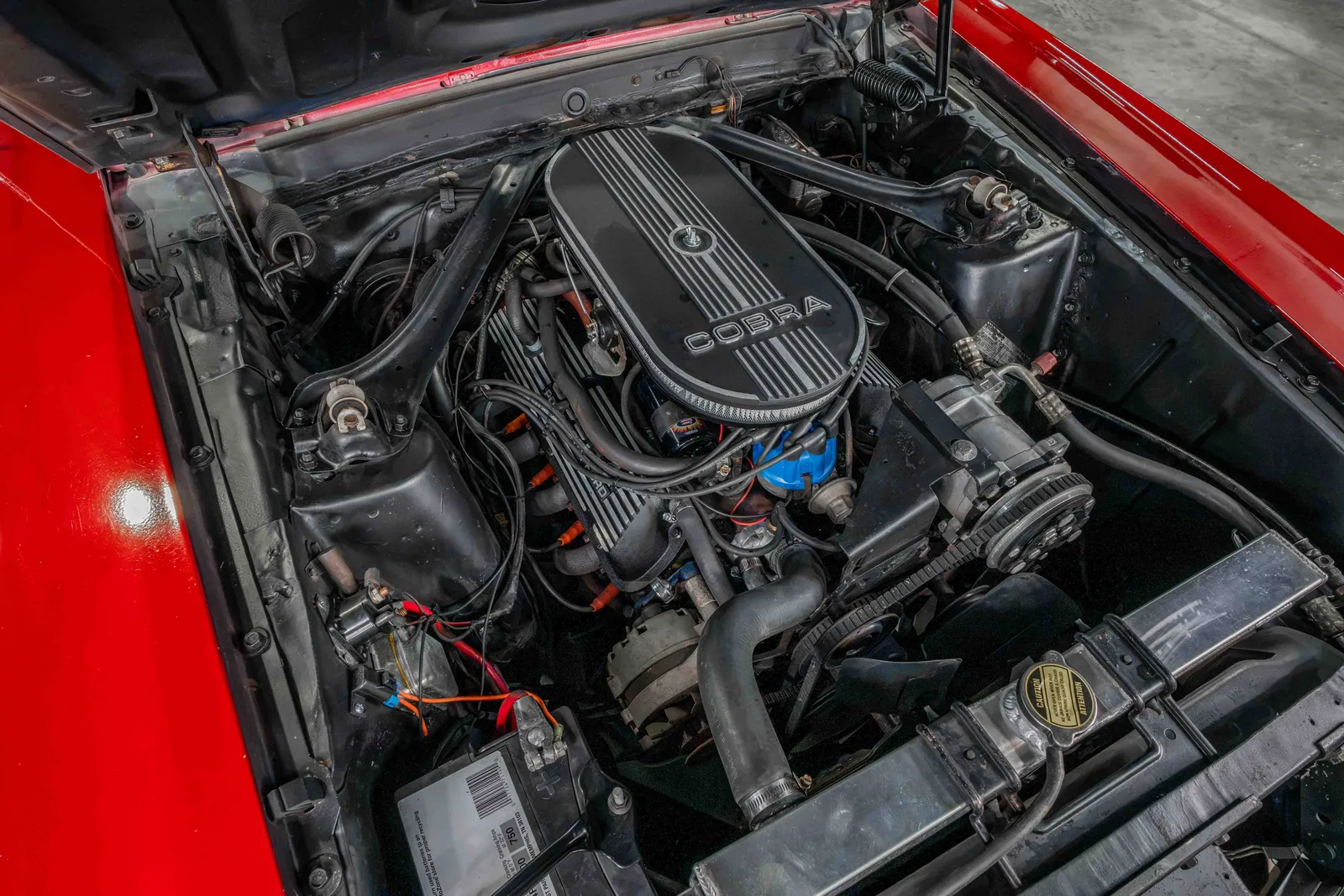 1970-Ford-Mustang-Maroon-0R01F136161-41.jpg