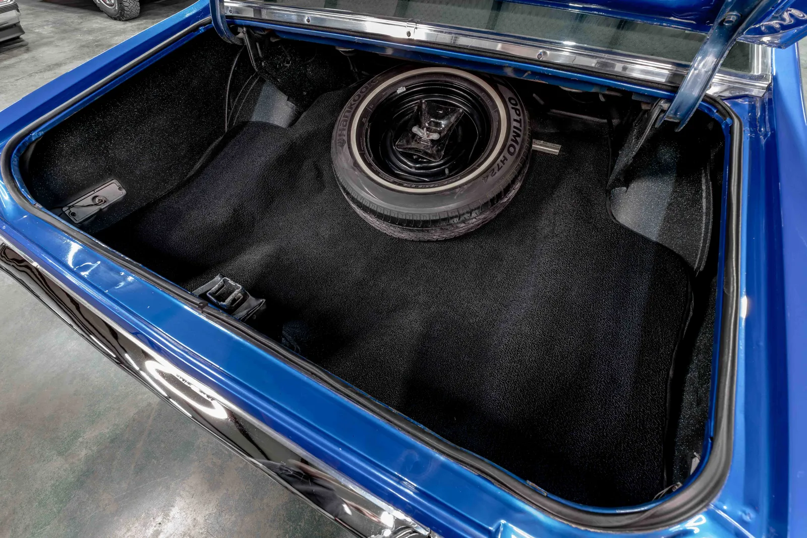 1970-Chevrolet-Nova-Blue-114270W212917-53.jpg
