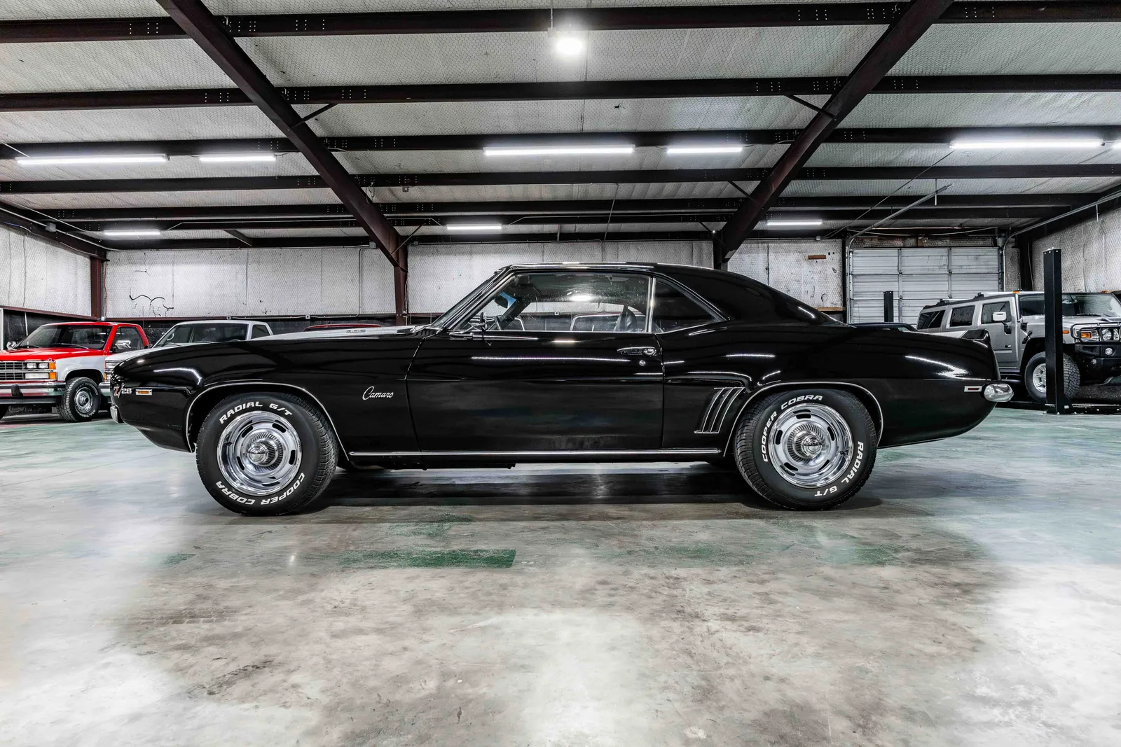 1969-Chevrolet-Camaro-Black-558366-34.jpg