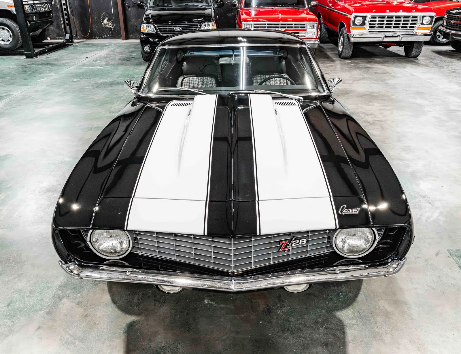 1969-Chevrolet-Camaro-Black-558366-40.jpg