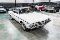 1969-Chevrolet-Chevelle-White-136379A313819-39.jpg