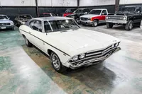 1969-Chevrolet-Chevelle-White-136379A313819A-39.jpg