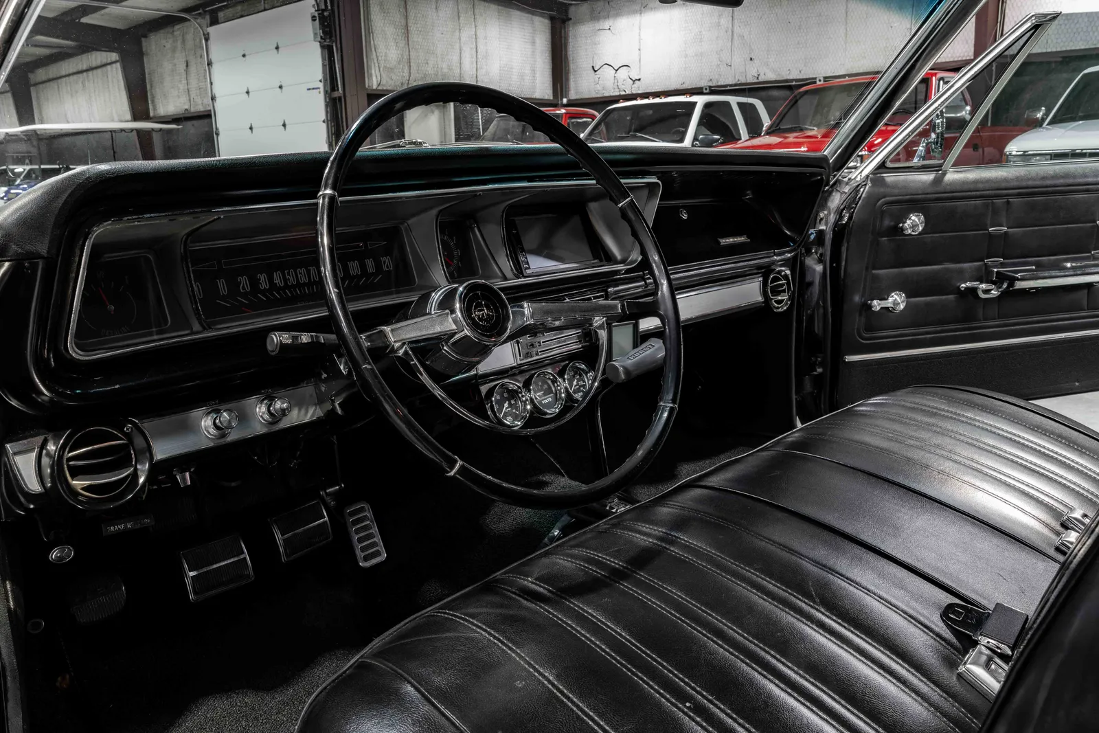 13_1966-Chevrolet-Impala-Black-173798--43.jpg