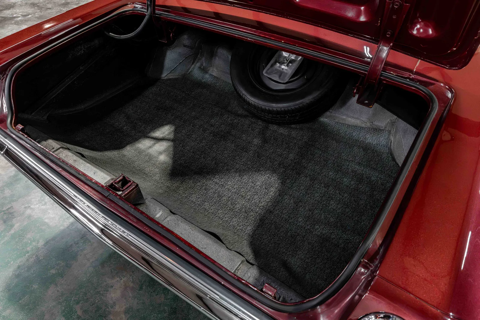 1965-Chevrolet-Impala-Madeira-Maroon-106778-53.jpg