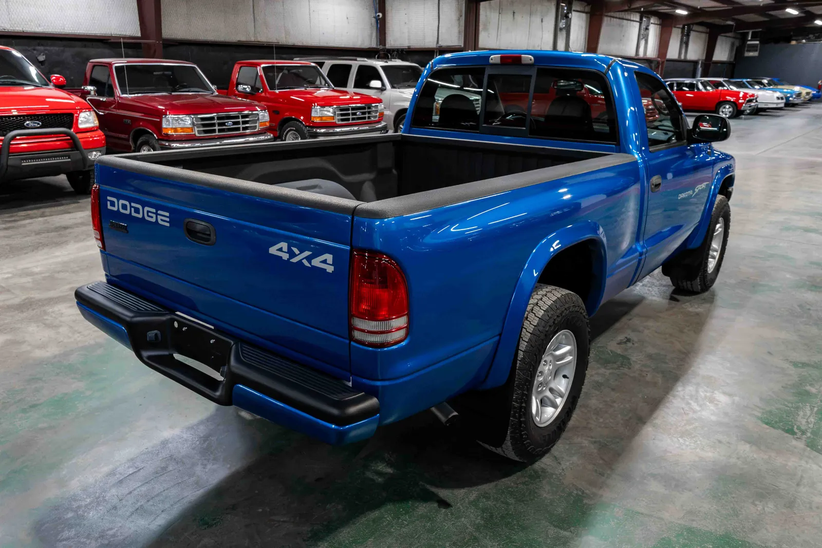 2001-Dodge-Dakota-Sport-Intense-Blue-Pearl-1B7GG26N41S159702-37.jpg