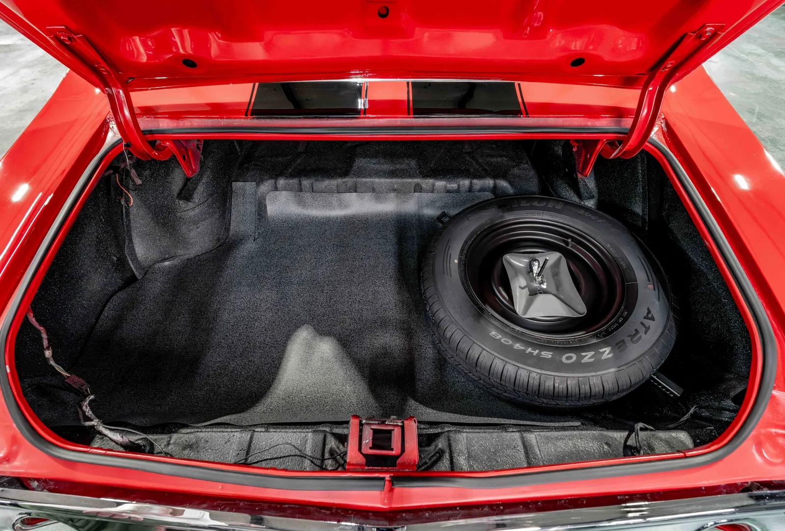 1972-Chevrolet-Chevelle-Red-679102--52.jpg