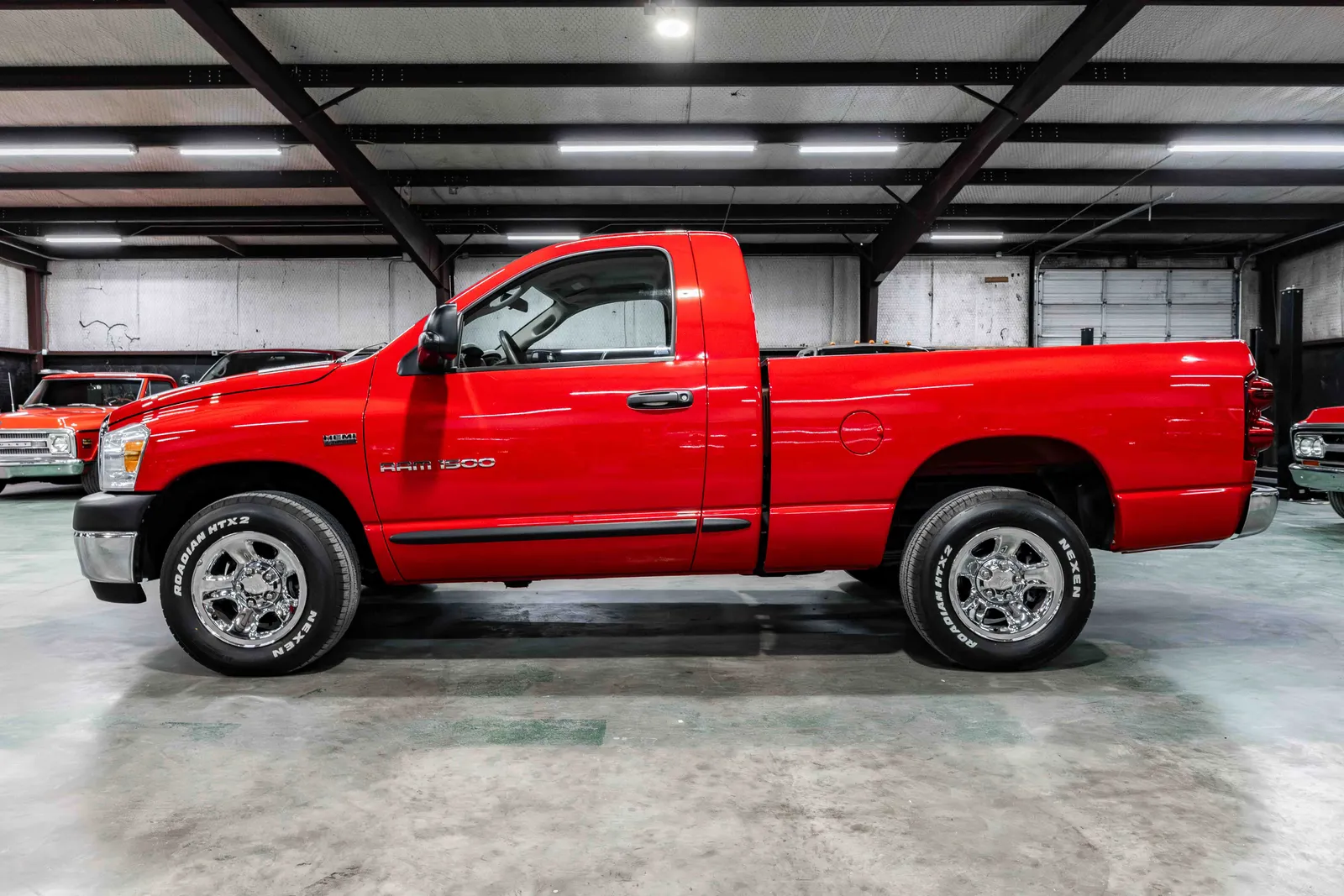 2007-Dodge-Ram1500-Red-611957-34.jpg