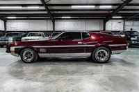 1971-Ford-Mustang-Burgundy-Silver-132590-34.jpg