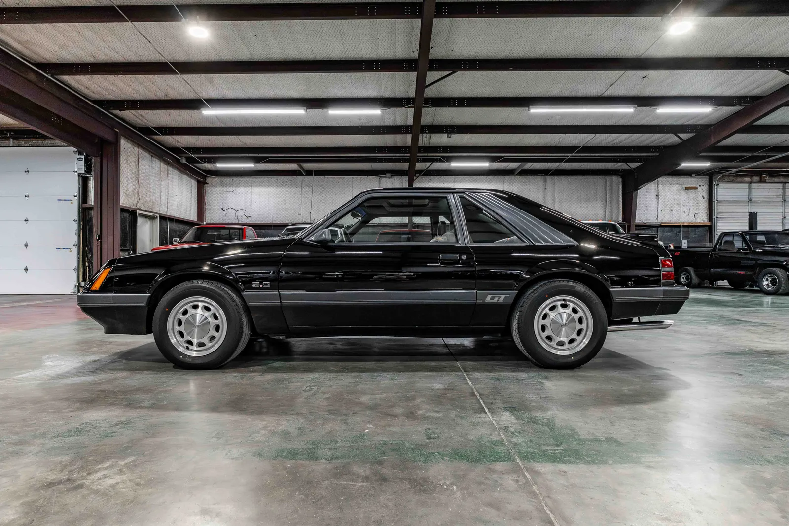 1986-Ford-Mustang-Black-1FABP28M0GF272634-34.jpg
