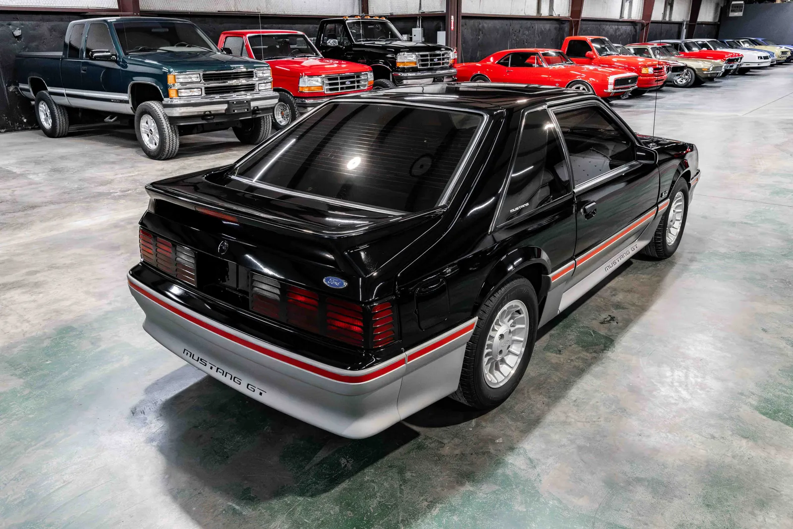1989-Ford-Mustang-Black-Titanium-Metallic-1FABP42E6KF298614-37.jpg