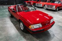 1989 Ford Mustang - Photo 7