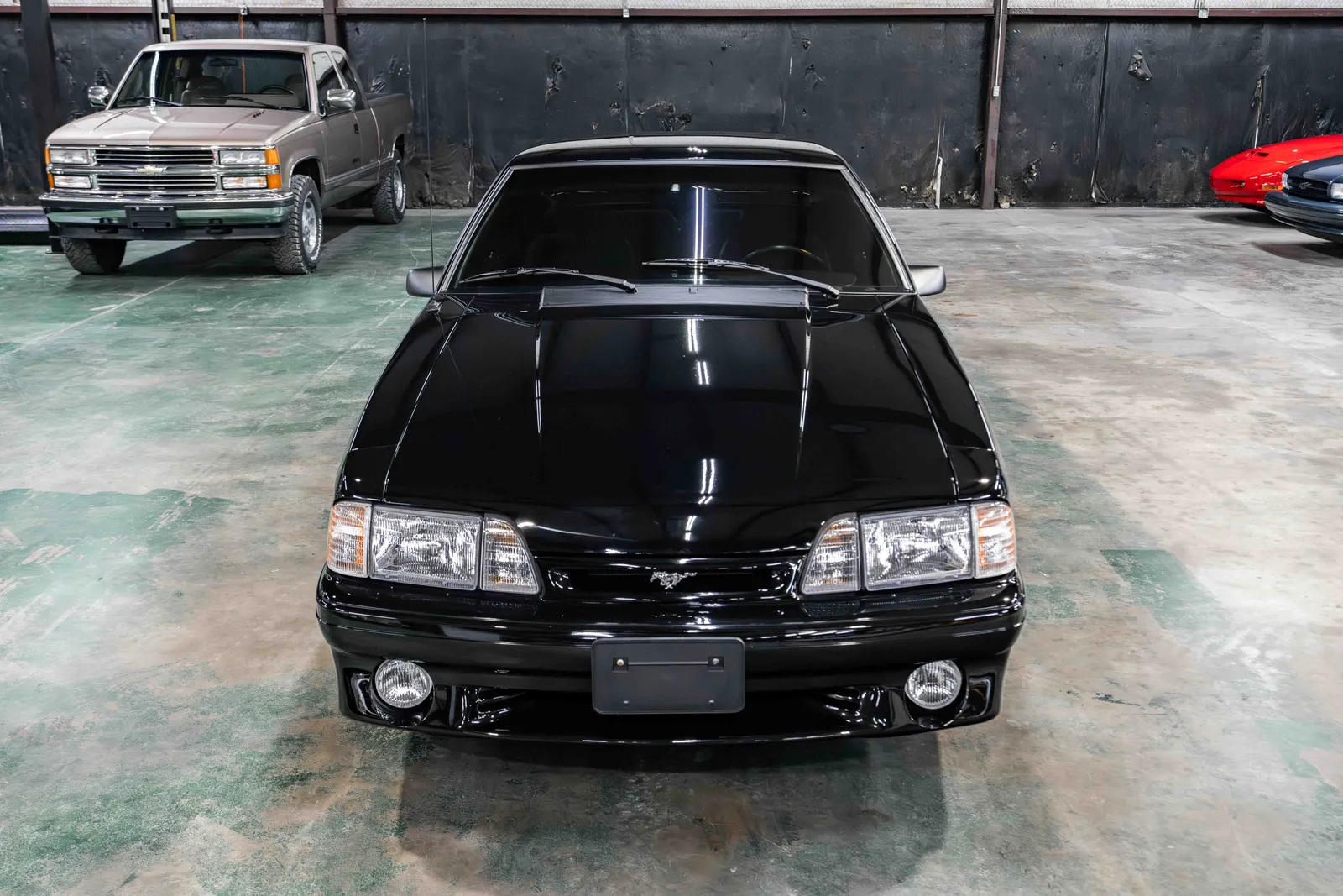 6_1993-Ford-SVT-Cobra-Black-177696-39.jpg