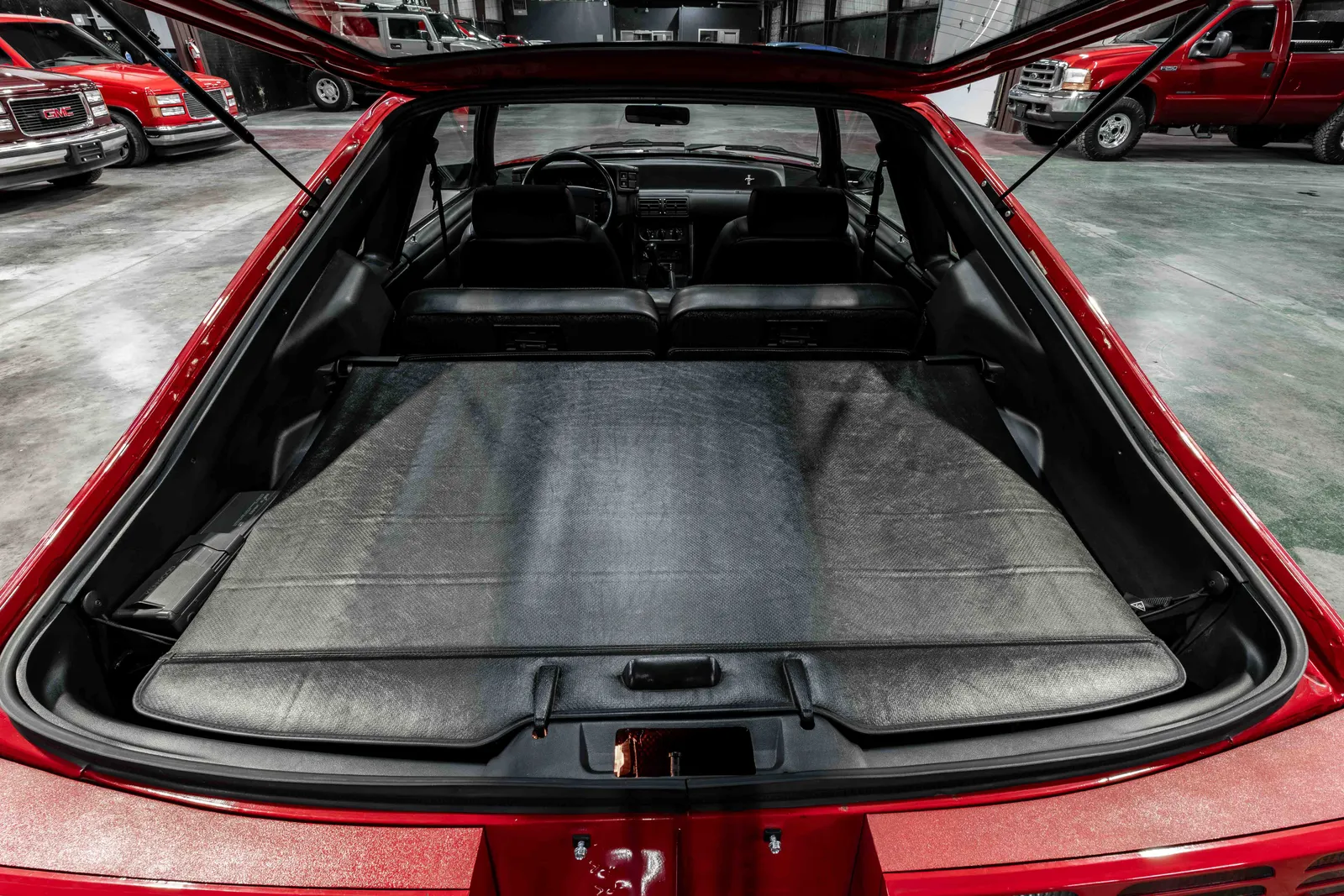 1993-Ford-Mustang-Red-179130-52.jpg