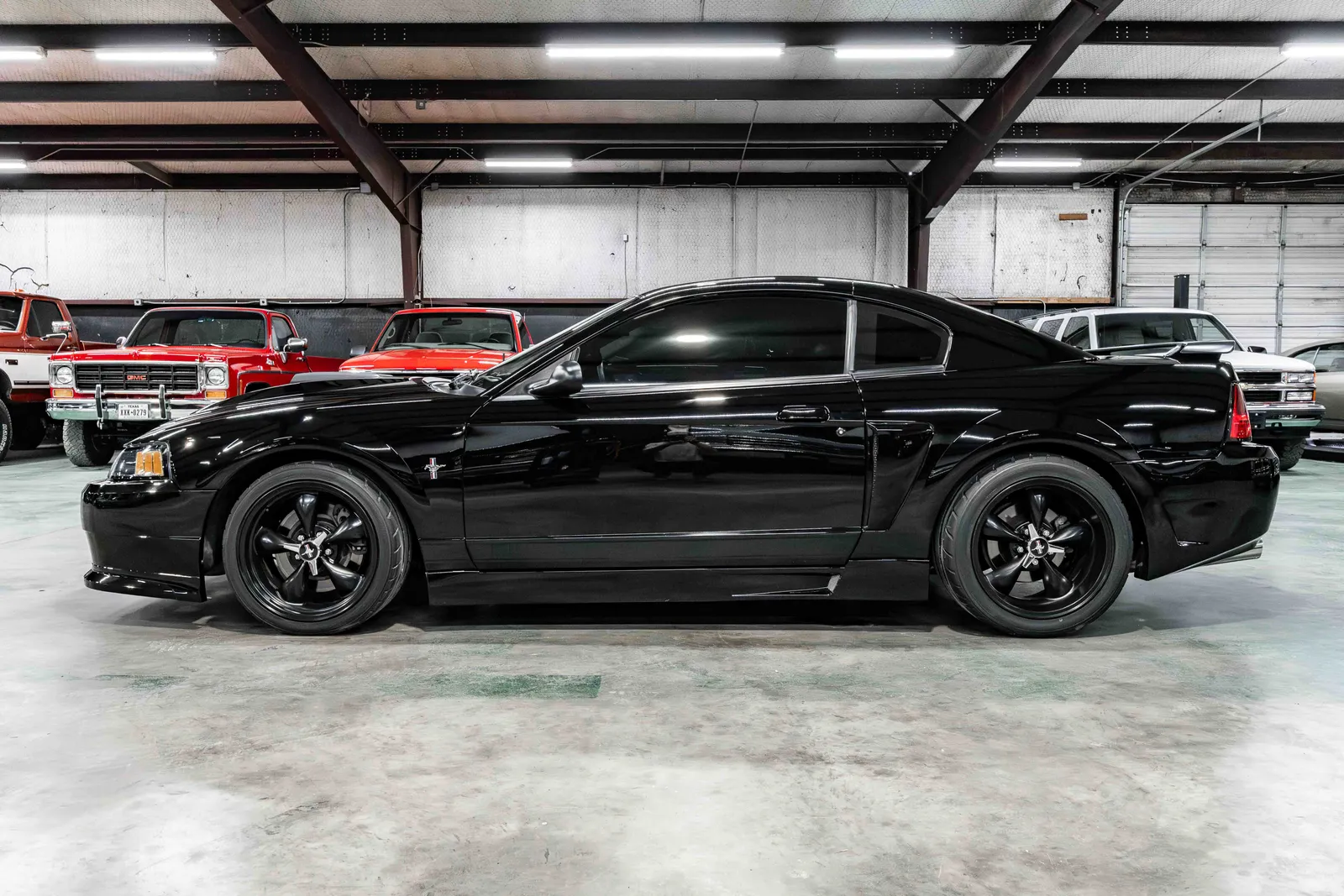 2003-Ford-Mach1-Black-415757-34.jpg