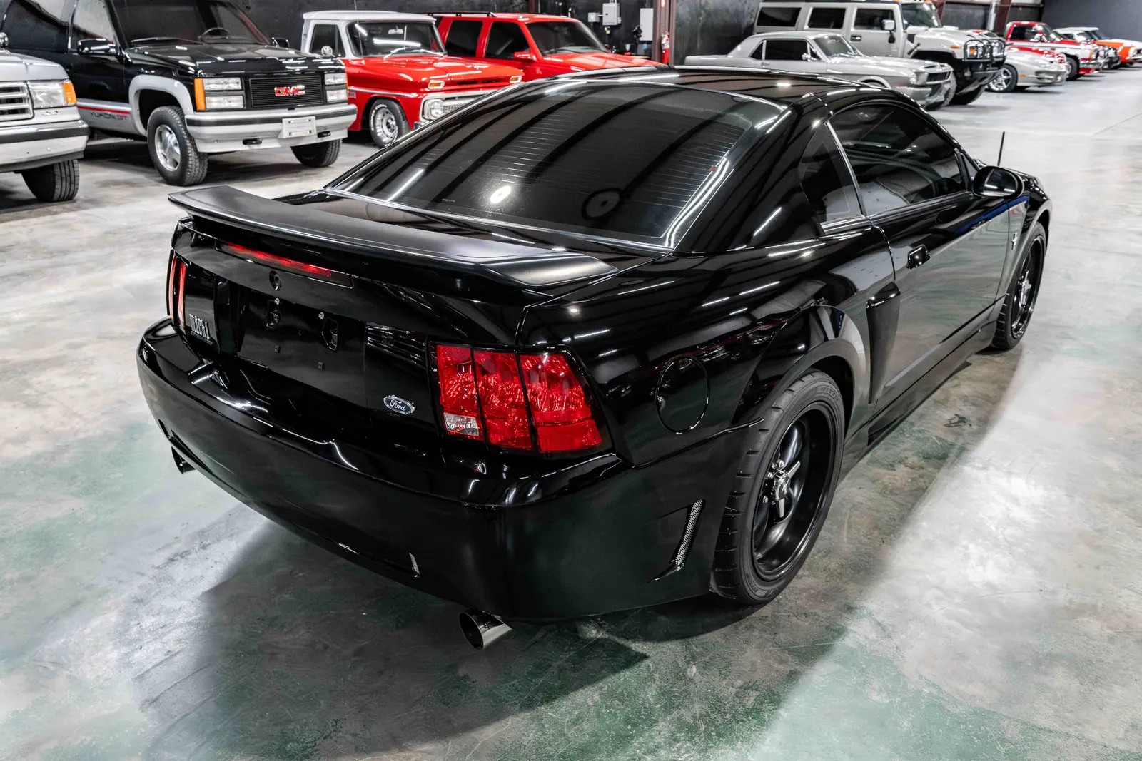 2003-Ford-Mach1-Black-415757-37.jpg