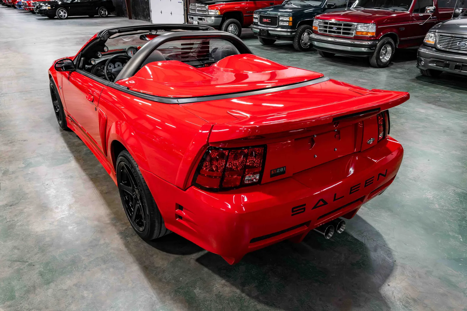 2002-Ford-Mustang-Saleen-Torch-Red-107118-35.jpg
