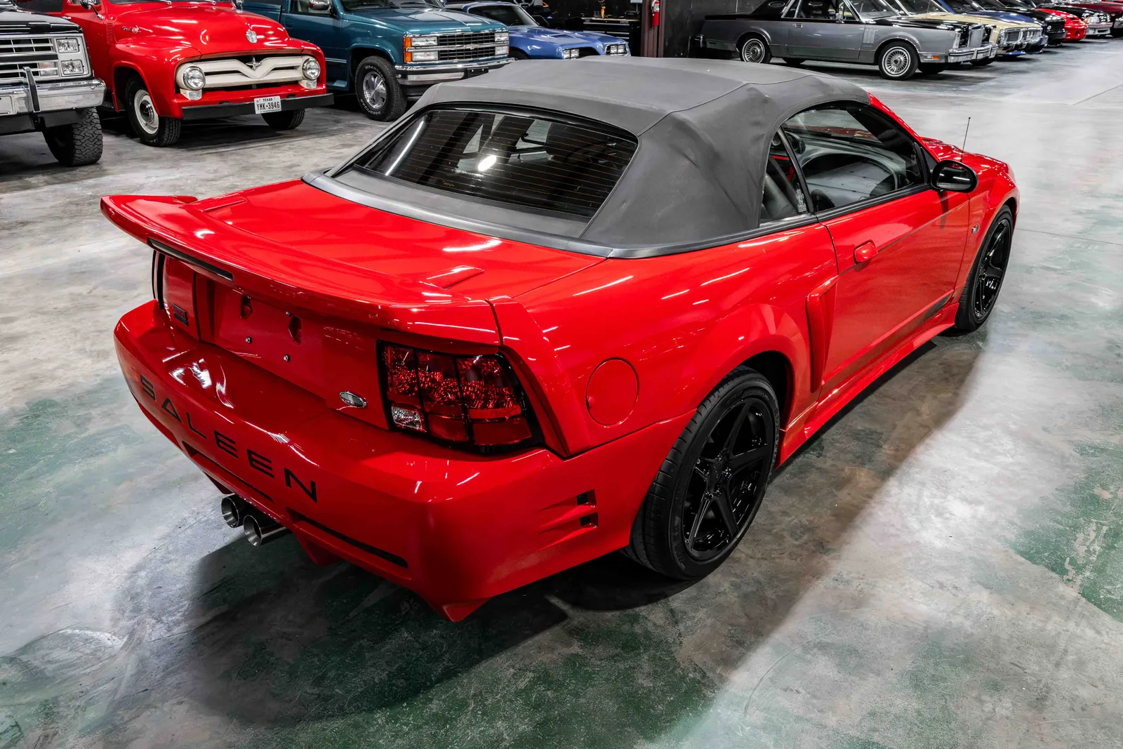 2002-Ford-Mustang-Saleen-Torch-Red-107118-58.jpg