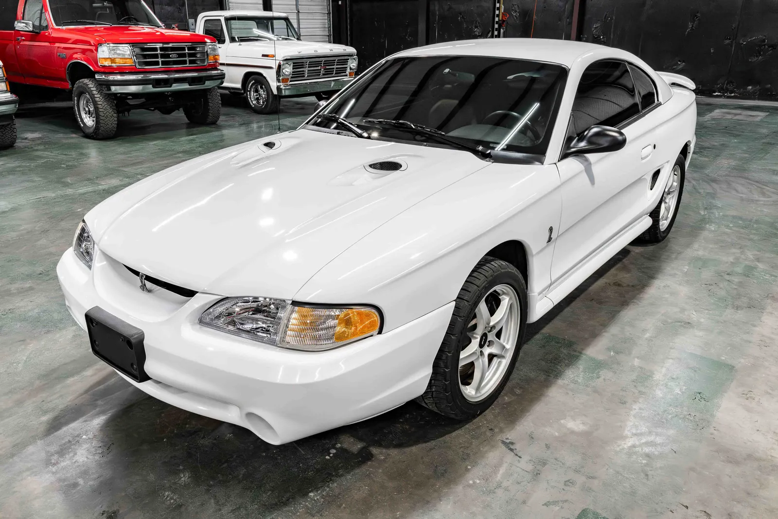 1_1998-Ford-Cobra-White-1FAFP47V2WF225367-33.jpg