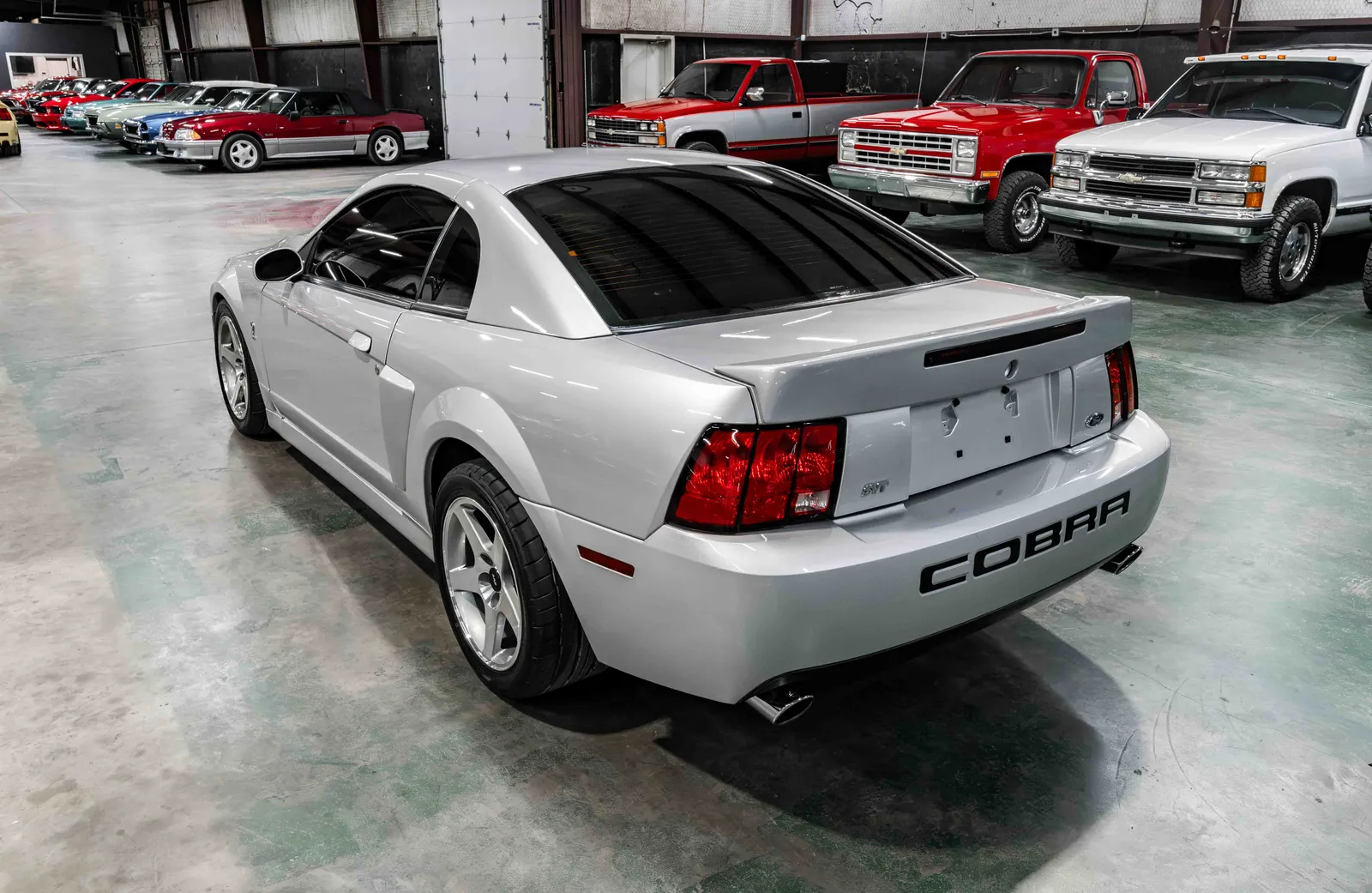 2004-Ford-Mustang-SVT-Cobra-Silver-Metallic-1FAFP48Y34F107480-35.jpg