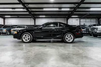1995-Ford-Mustang-Black-211527--34.jpg