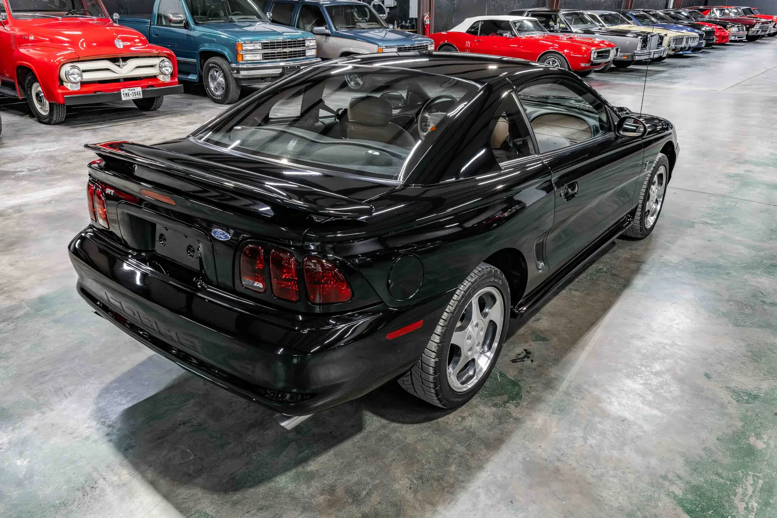 1996-Ford-Mustang-SVT-Cobra-Black-1FALP47V2TF136543-37.jpg