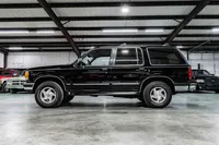 1993-Ford-Explorer-Black-C36271-34.jpg