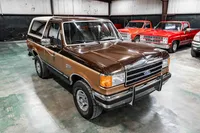 1989-Ford-Bronco-Brown-B03882-39.jpg