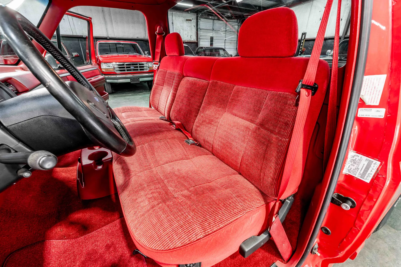 1992-Ford-F150-Vermilion-1FTDF15N8NNA68180-45.jpg