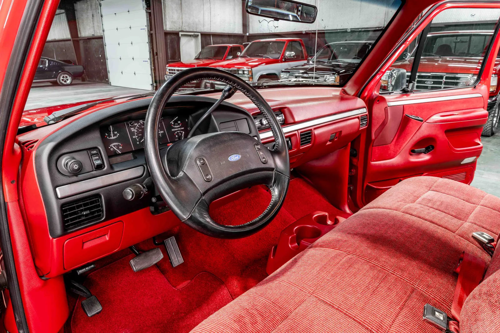 1992-Ford-F150-Vermilion-1FTDF15N8NNA68180-46.jpg