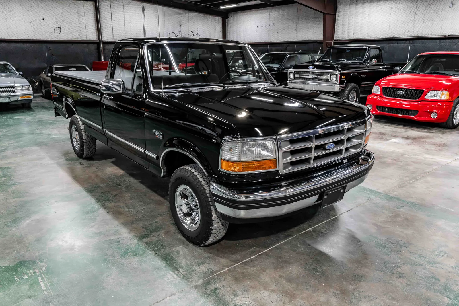 1992-Ford-F150-Black-1FTEF14N9NPA65699-39.jpg