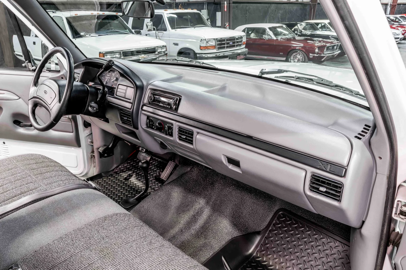1996-Ford-F250-Oxford-White-1FTHF26H4TLB35835-49.jpg