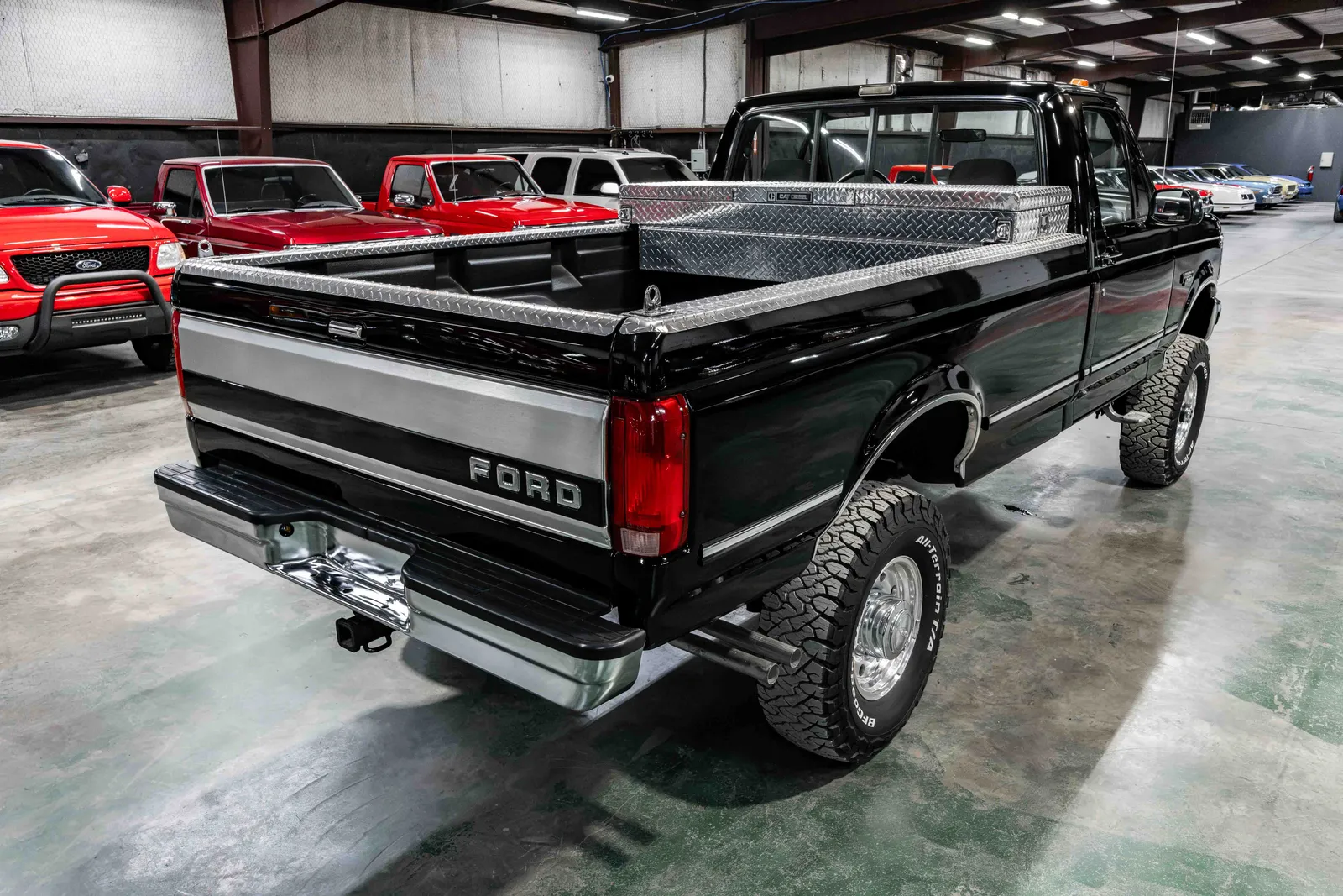 1993-Ford-F250-Black-1FTHF26H6PNA27520-37.jpg