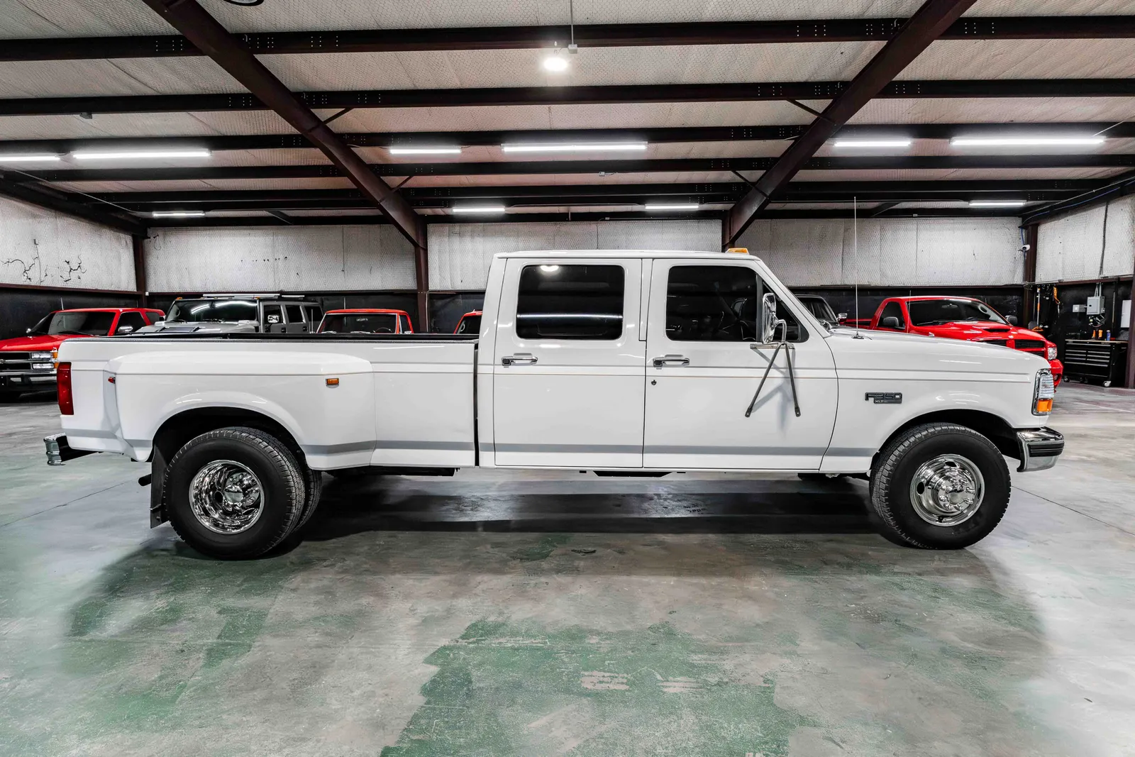 1994-Ford-F350-White-A28142-38.jpg
