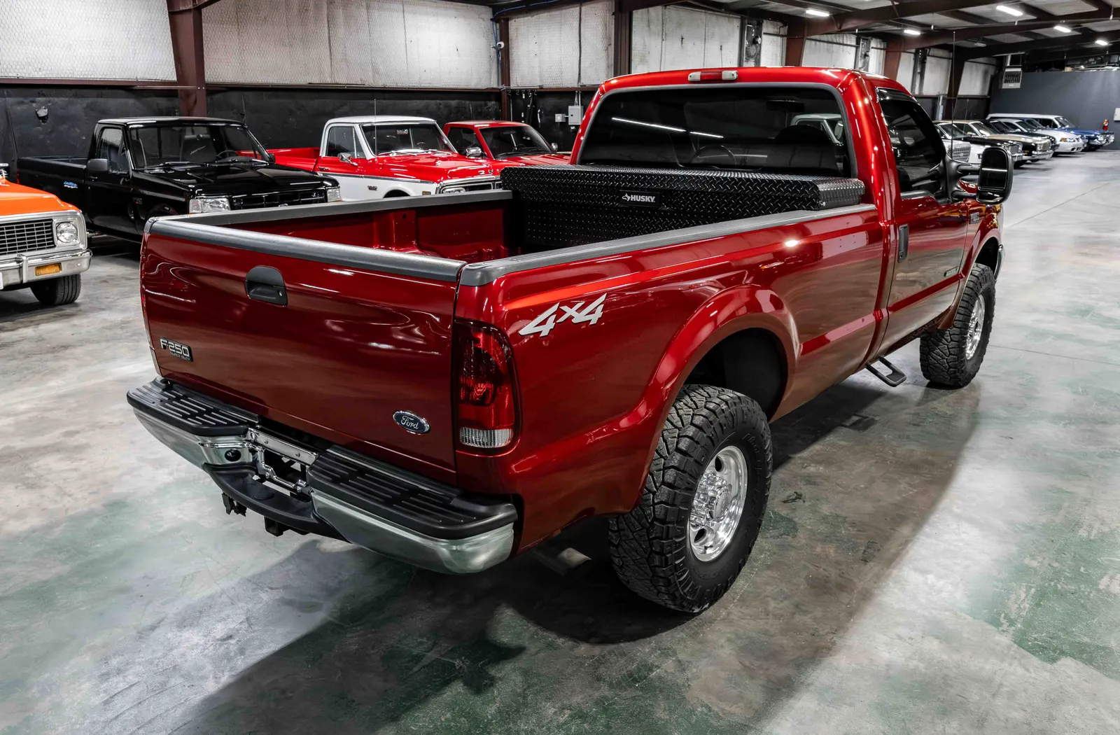 4_2001-Ford-F250-4X4-Red-C61653-37.jpg