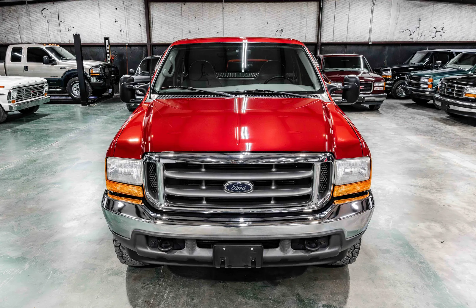7_2001-Ford-F250-4X4-Red-C61653-40.jpg