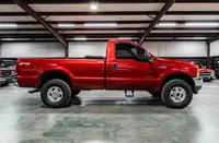 5_2001-Ford-F250-4X4-Red-C61653-38.jpg