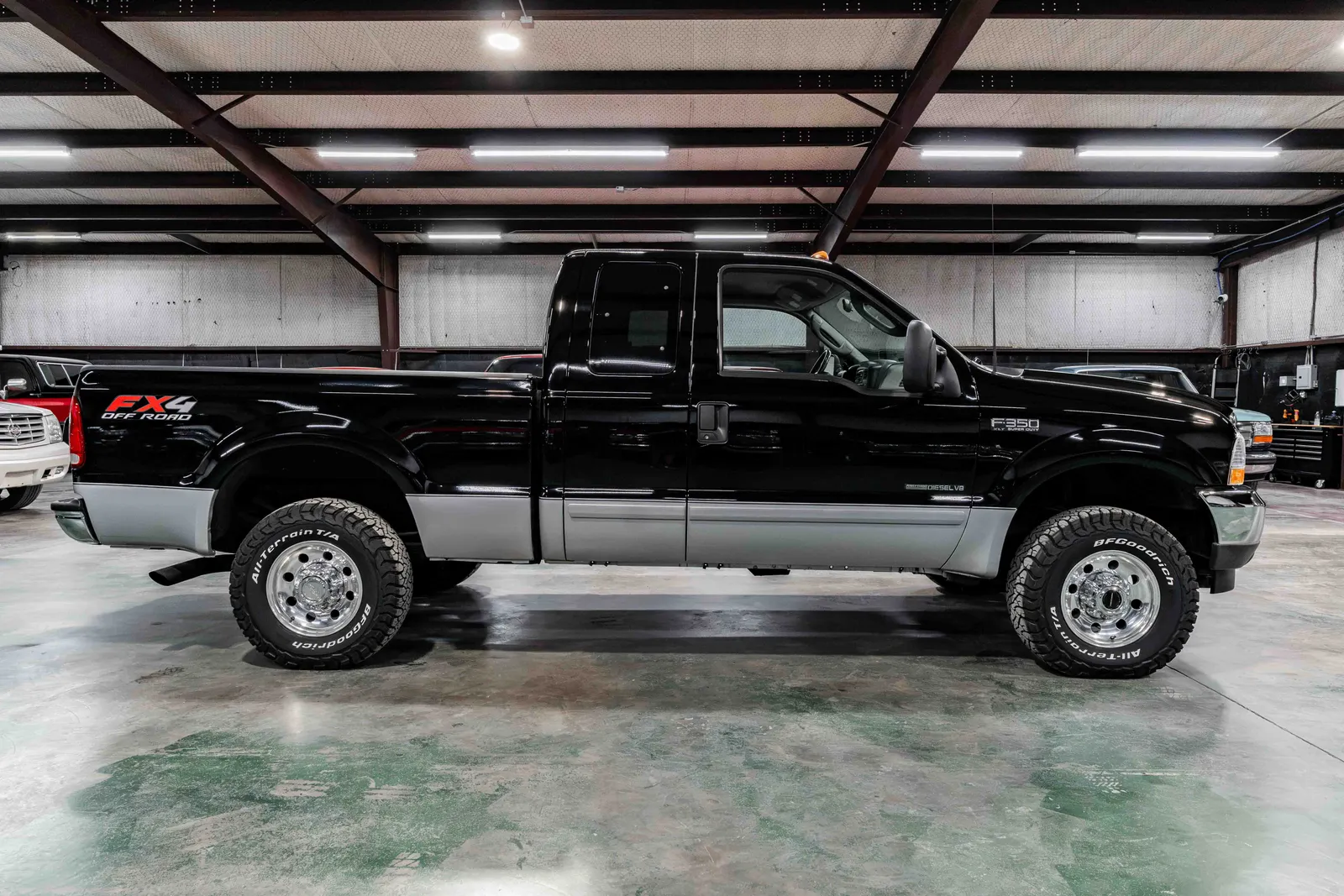 2003-Ford-F350-Ebony-Black-1FTSX31F13EA16966-38.jpg