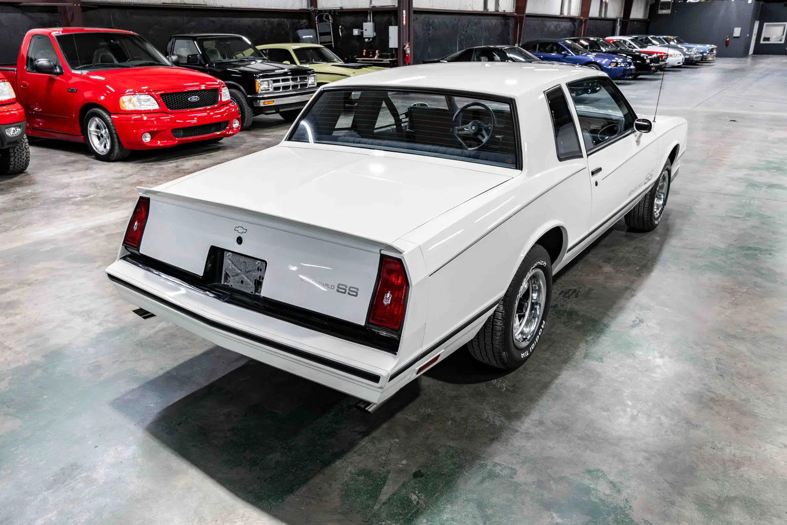 1984-Chevrolet-Monte-Carlo-White-163213-37.jpg