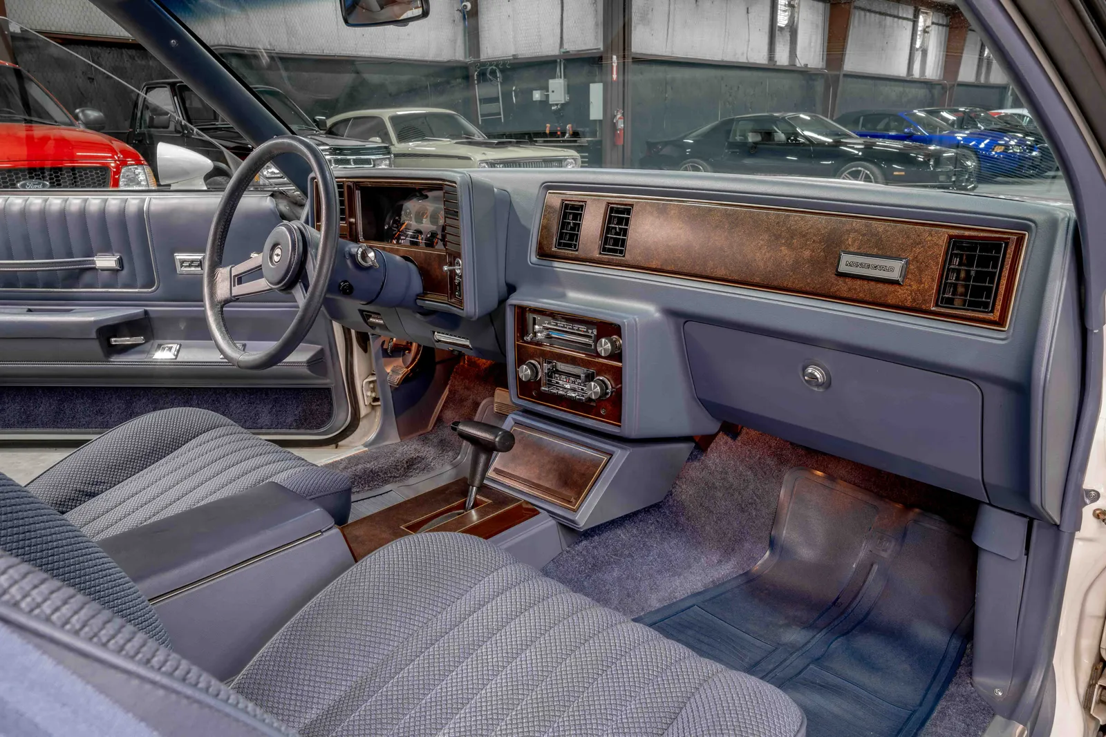 1984-Chevrolet-Monte-Carlo-White-163213-49.jpg