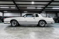 1984-Chevrolet-Monte-Carlo-White-163213-34.jpg