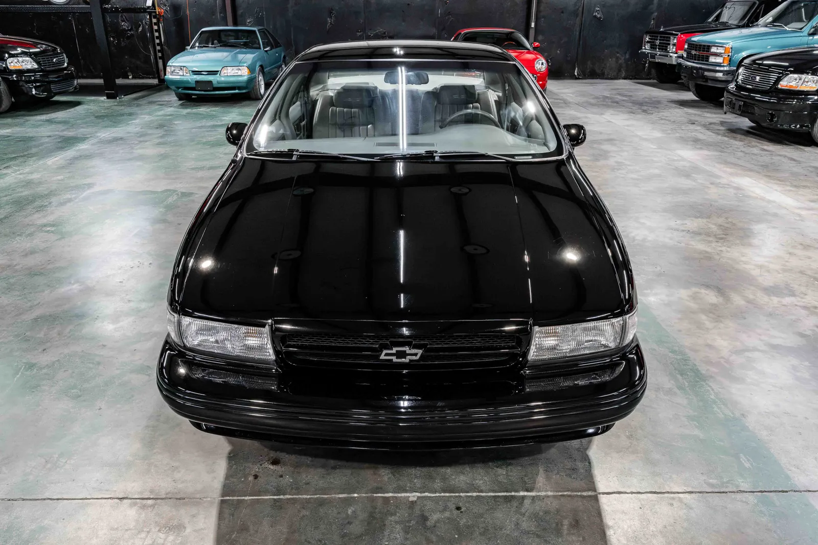 1994-Chevrolet-Impala-SS-Black-182768-40.jpg