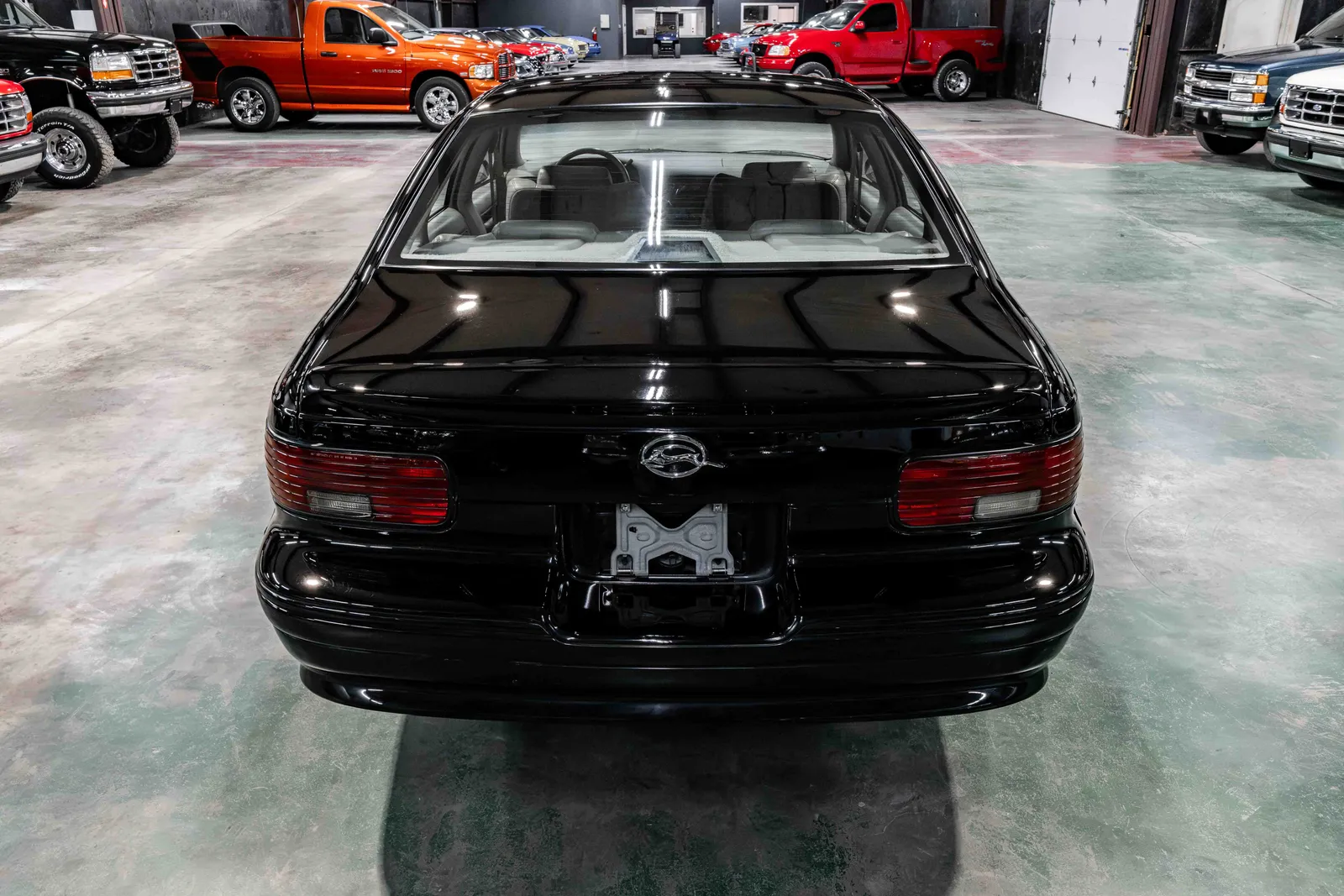 1994-Chevrolet-ImpalaSS-Black-179103-36.jpg