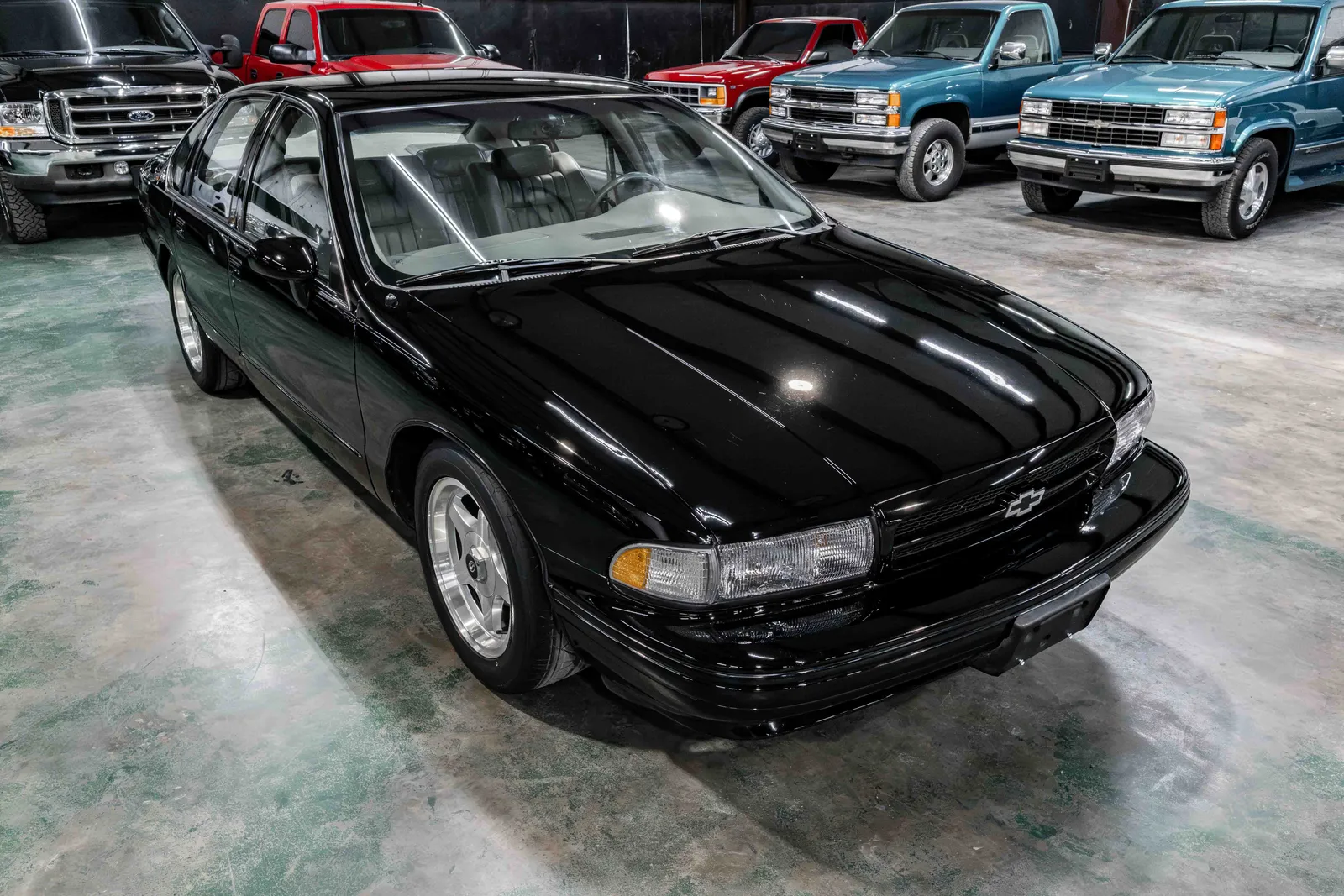 1994-Chevrolet-ImpalaSS-Black-179103-39.jpg