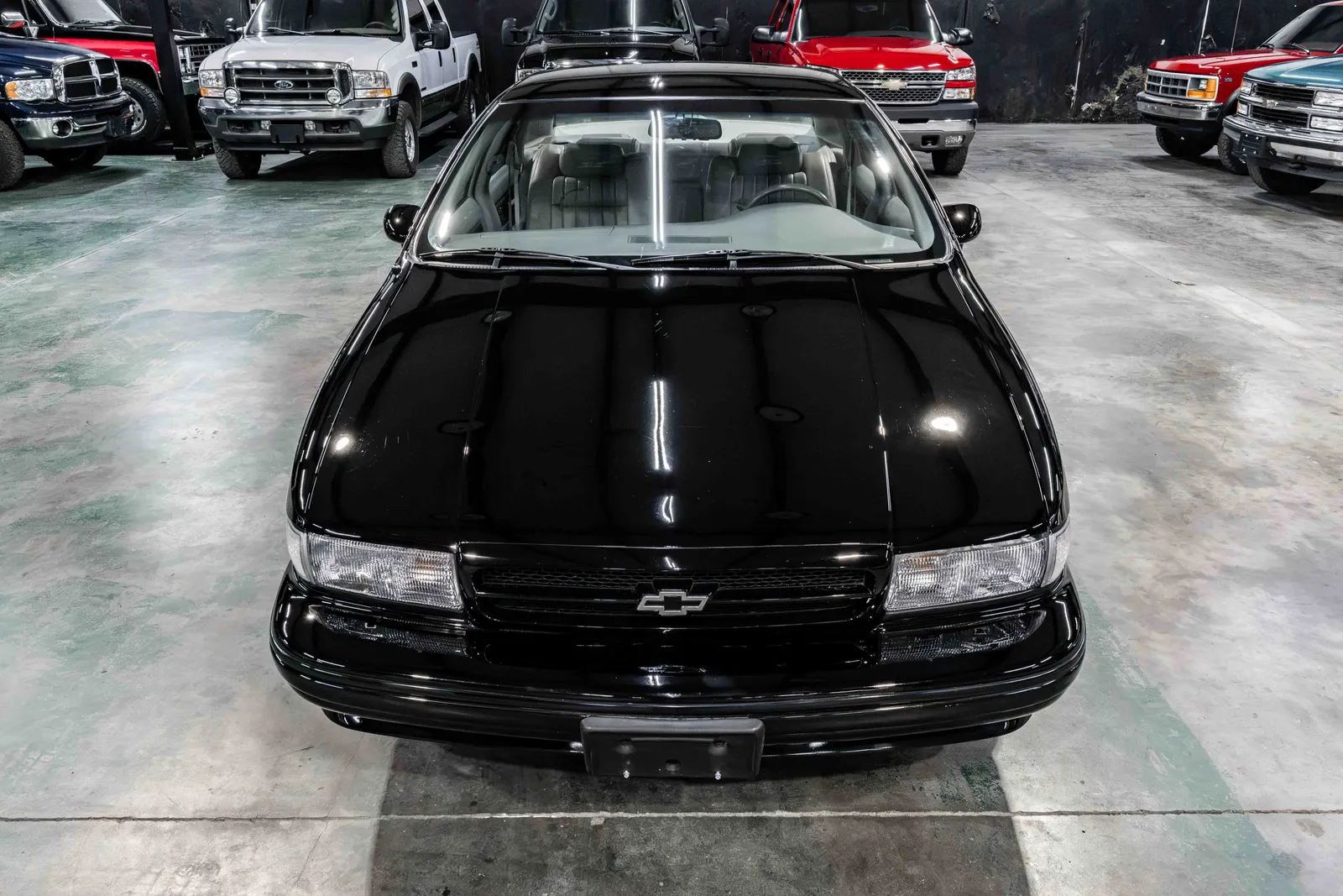 1994-Chevrolet-ImpalaSS-Black-179103-40.jpg