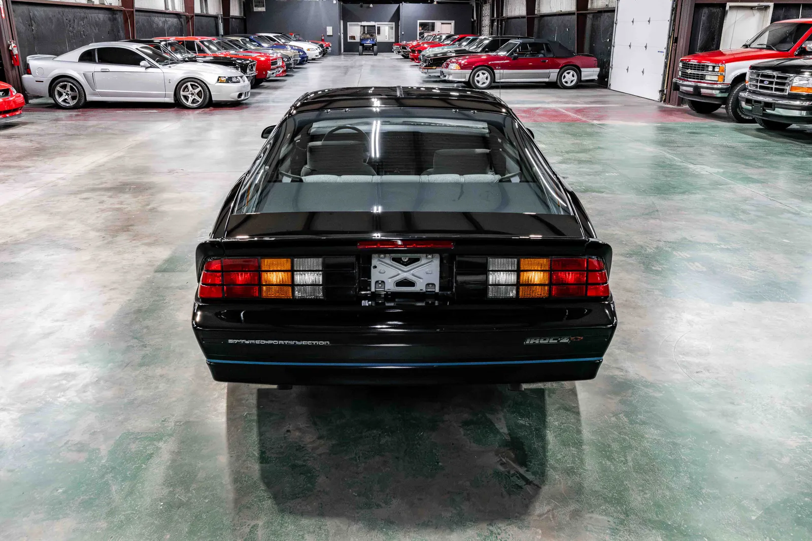 1989-Chevrolet-Camaro-Black-187339--36.jpg