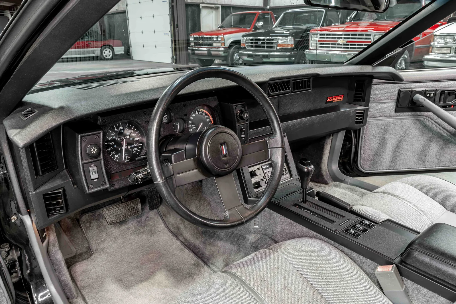 1989-Chevrolet-Camaro-Black-187339--46.jpg