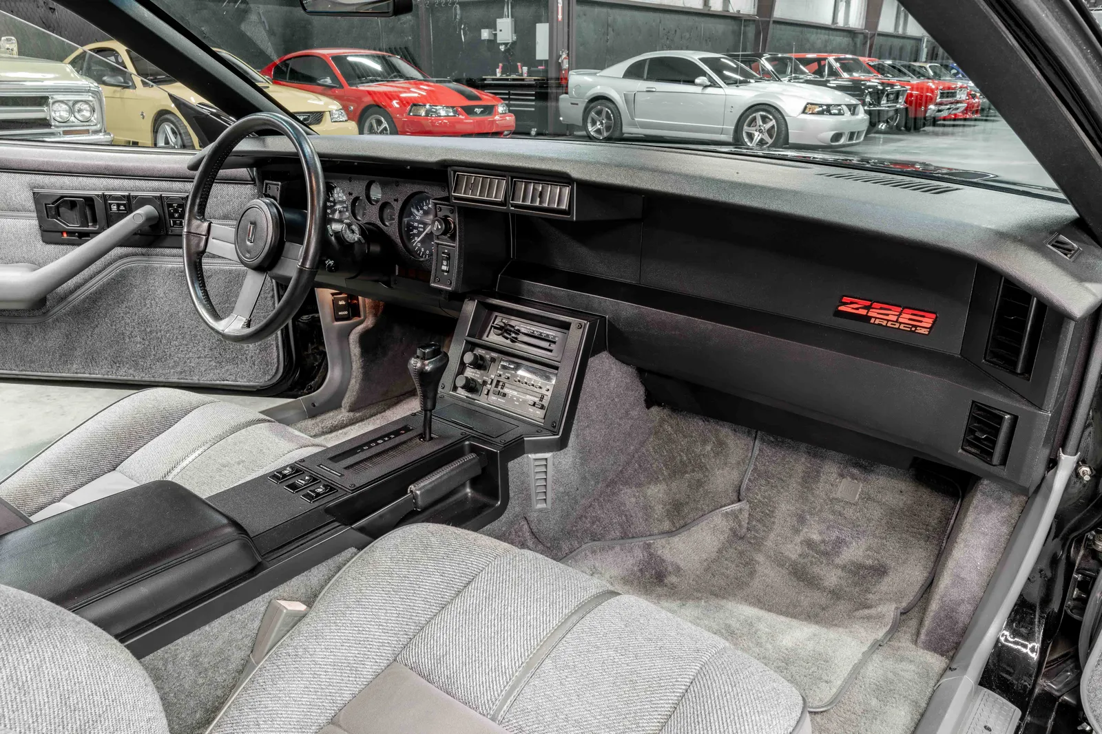 1989-Chevrolet-Camaro-Black-187339--49.jpg