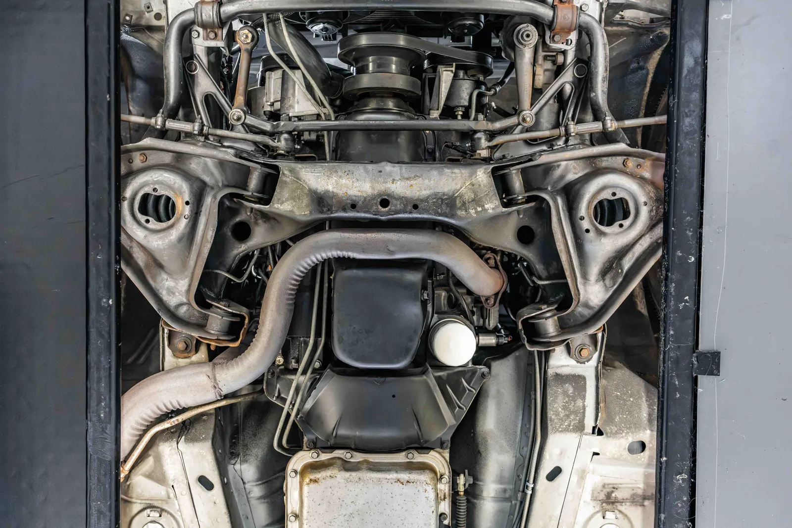 1989-Chevrolet-Camaro-Black-187339--83.jpg