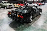 1989-Chevrolet-Camaro-Black-187339--37.jpg
