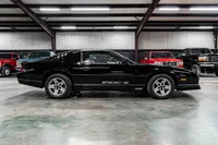 1986-Chevrolet-Camaro-Black-130642-38.jpg